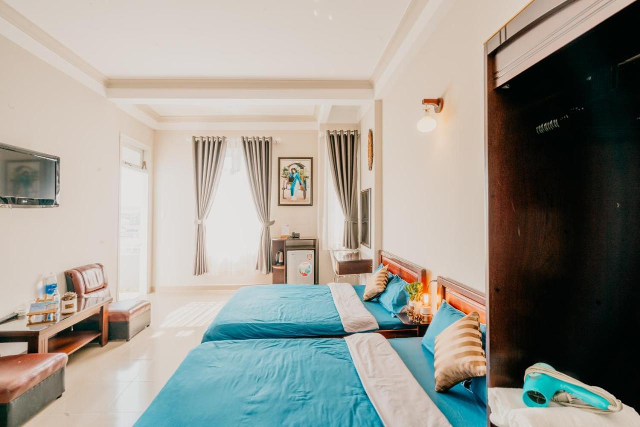 Le Phuong Dalat Hotell Exteriör bild
