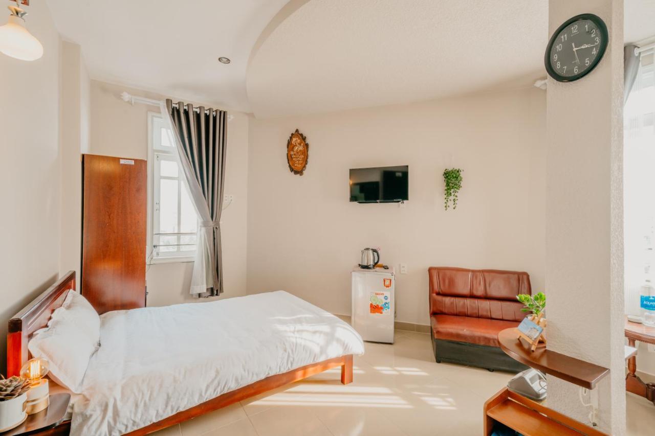 Le Phuong Dalat Hotell Exteriör bild